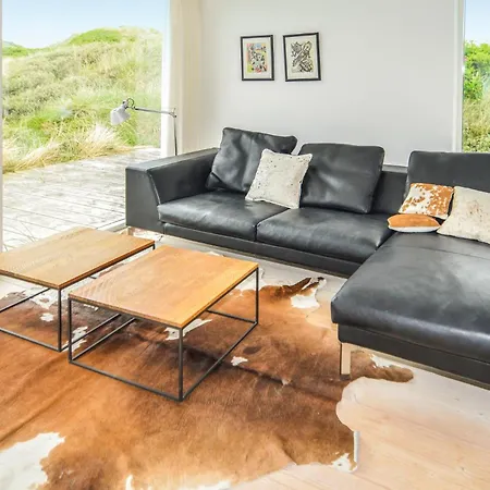 Stunning In Lkken With Kitchen *