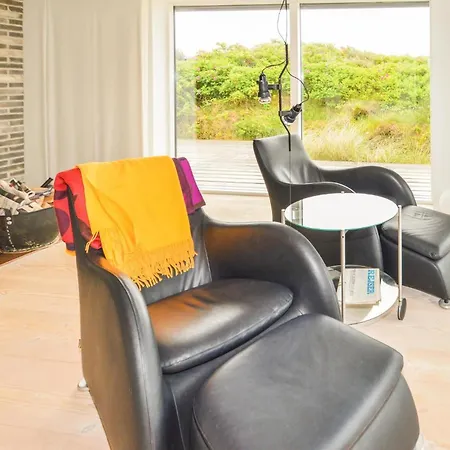 Feriehus Stunning In With Kitchen *