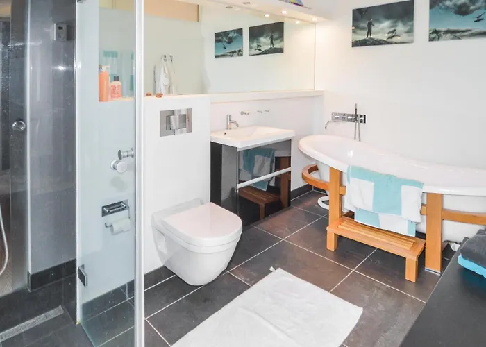 Stunning In With Kitchen